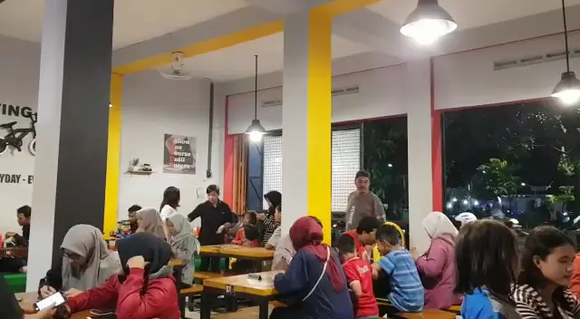 Solo Steak Mojosongo " 1 " 5