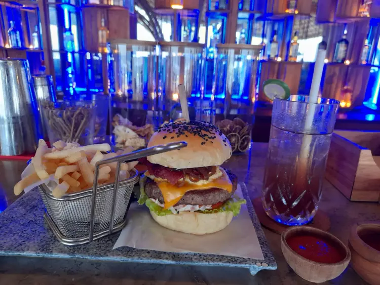 Tropical Temptation - Adult Only Beach Club 2