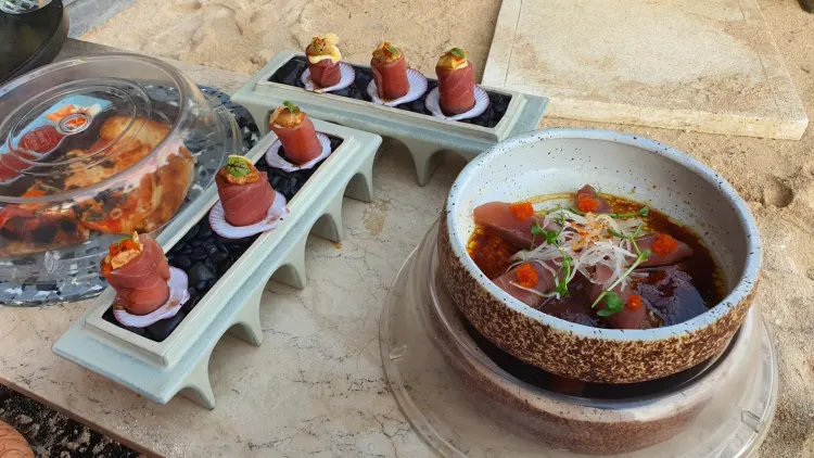 Tropical Temptation - Adult Only Beach Club 9