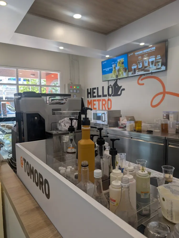 TOMORO COFFEE METRO 5