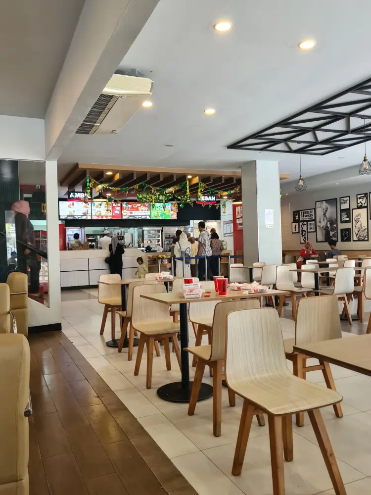 KFC PASAR BARU BALIKPAPAN 5