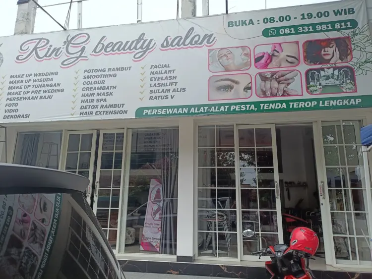 Rini Beauty Salon 1