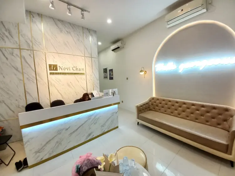 dr. Novi Chan Aesthetic Clinic 1