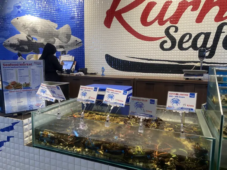 Kurnia Seafood Bandung 7