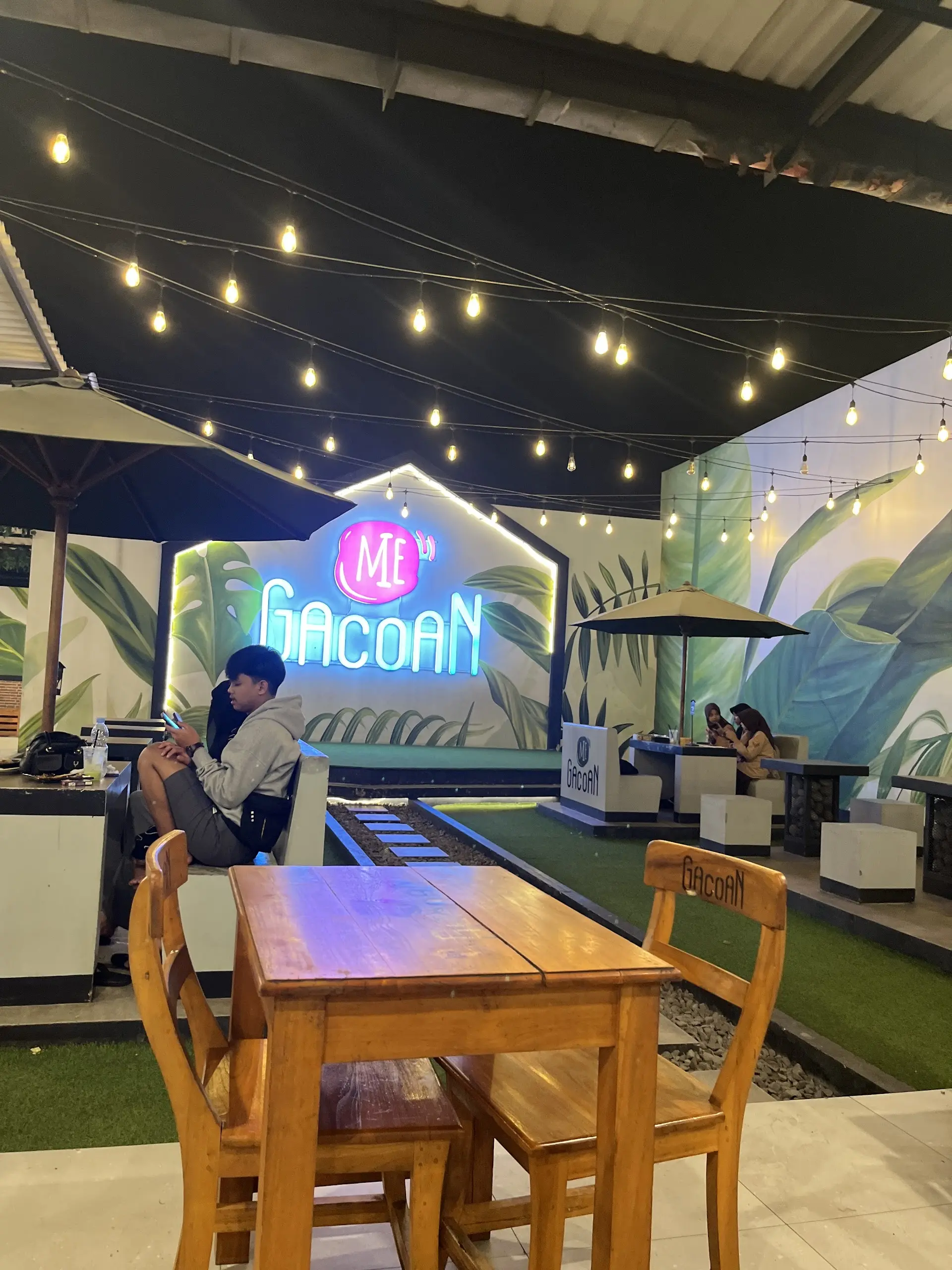 无辣不欢的姐妹集合！印尼这家“魔鬼辣面”凭什么刷爆全网？ 5