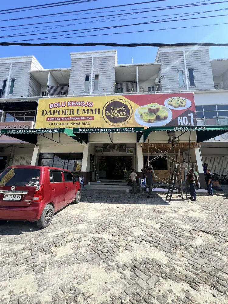 Toko Oleh Oleh Pekanbaru Bolu Kemojo Dapoer Ummi 1