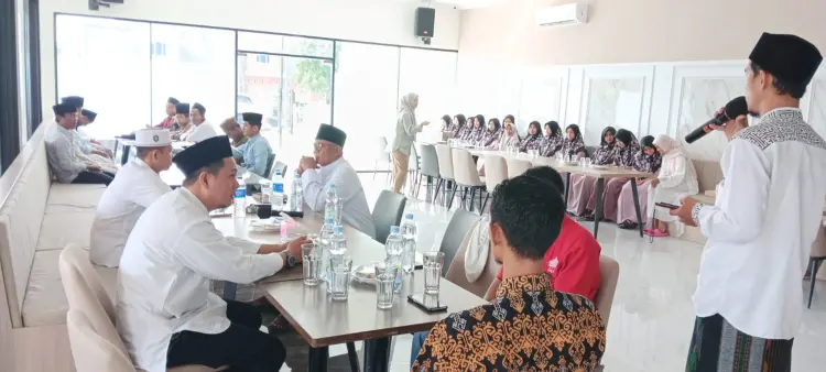 Rizqi Cafe dan Billiard 6