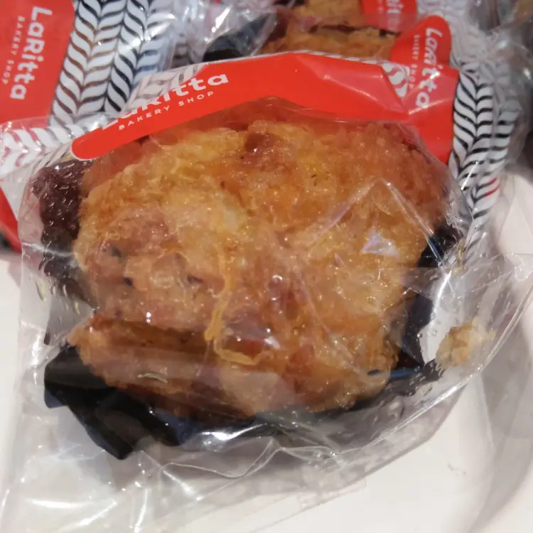 Laritta Bakery - Nias 7