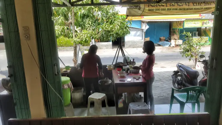 Tongseng Ayam Bu Tiwuk Pasar Pleret 4