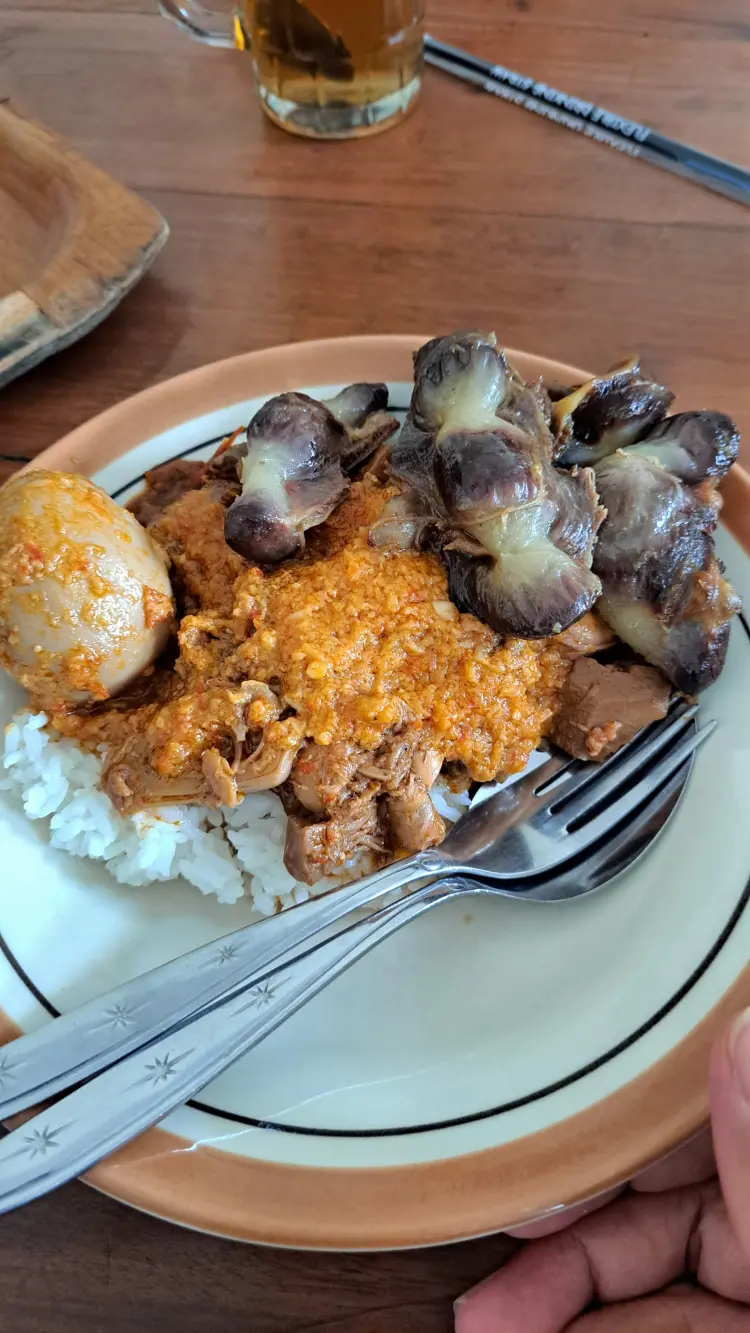 Gudeg dan Pecel Lumintu Jember 4