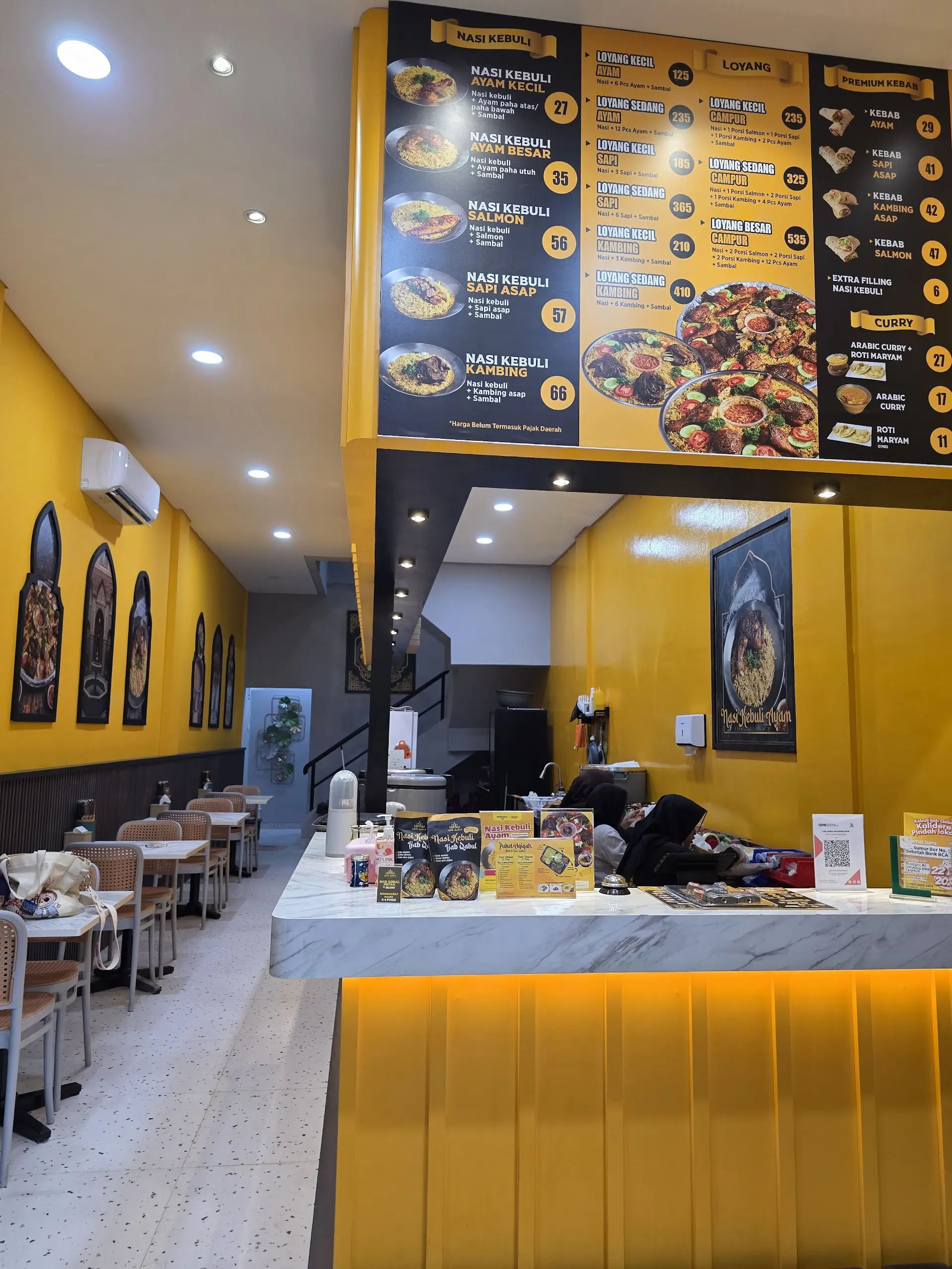 Pecinta masakan Middle East, merapat! Kebuli di sini Mantap banget, tapi pas bayar WAJIB cek bill ya 1