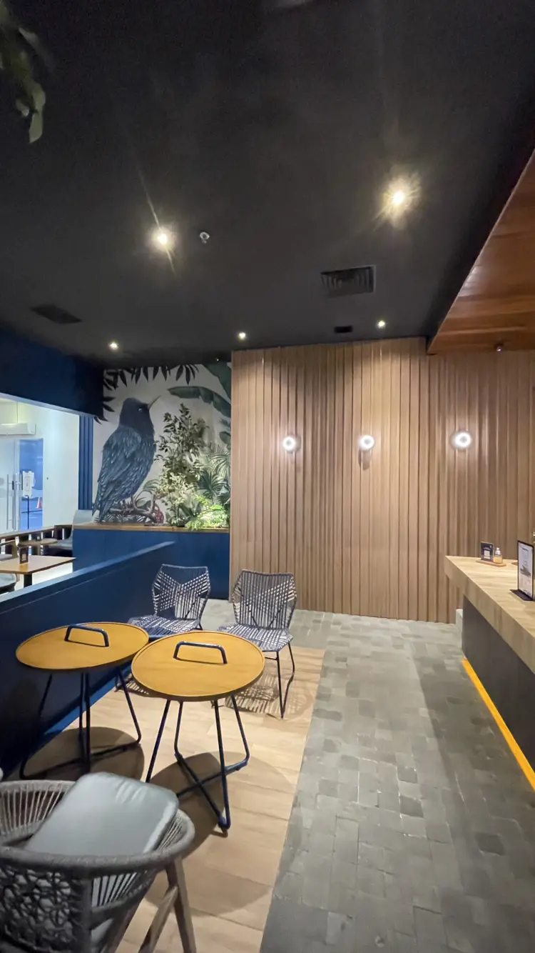 Polly Cafe Foodcentrum 8