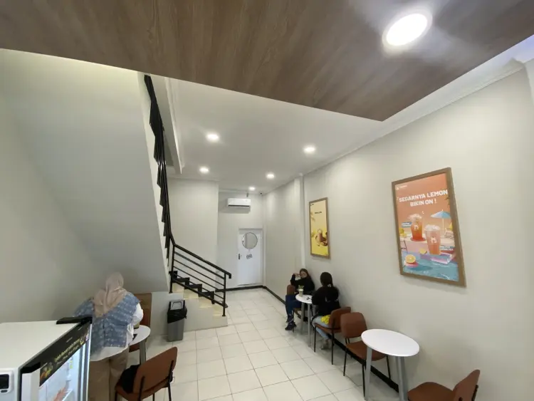 TOMORO COFFEE CIKANDE 1