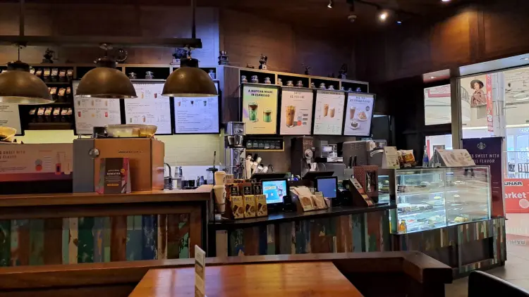 Starbucks - Galaxy Mall 2 1