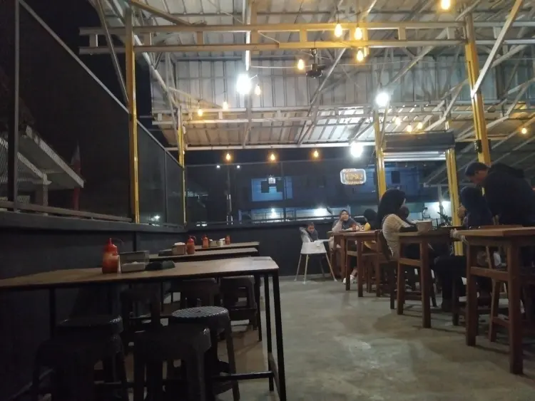 Bee Steak (Beef & Chicken Steak) 3