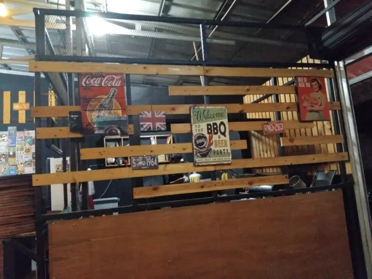 Bee Steak (Beef & Chicken Steak) 6