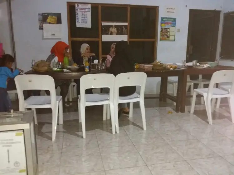 Rumah Makan Mbak Tutik 4