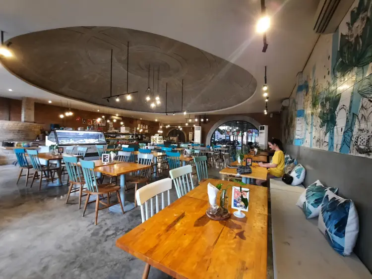 Gosha Kitchen & Patisserie Renon 6