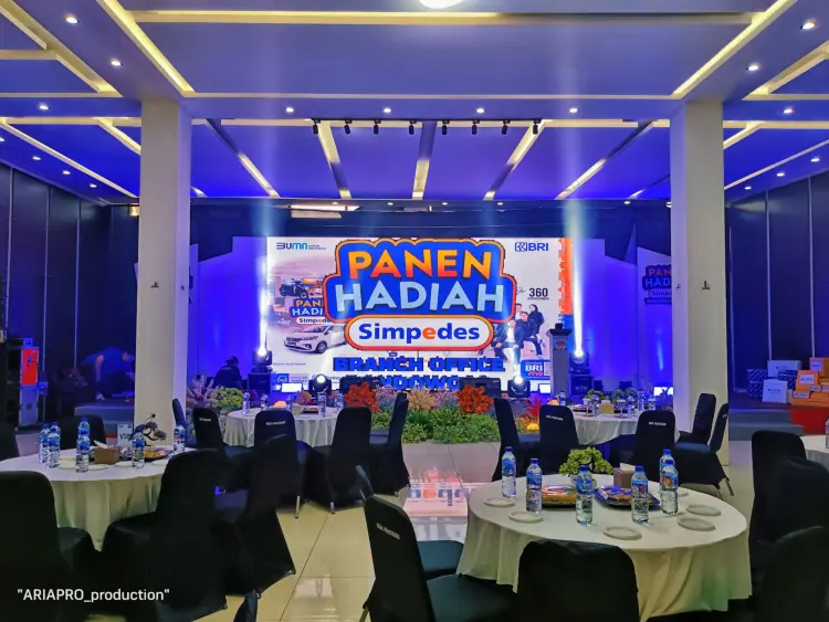 Orilla Cafe & Resto 2