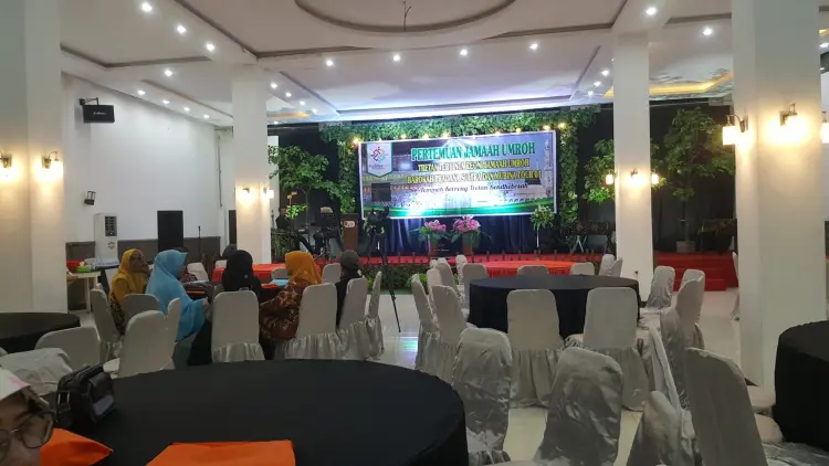 Orilla Cafe & Resto 7