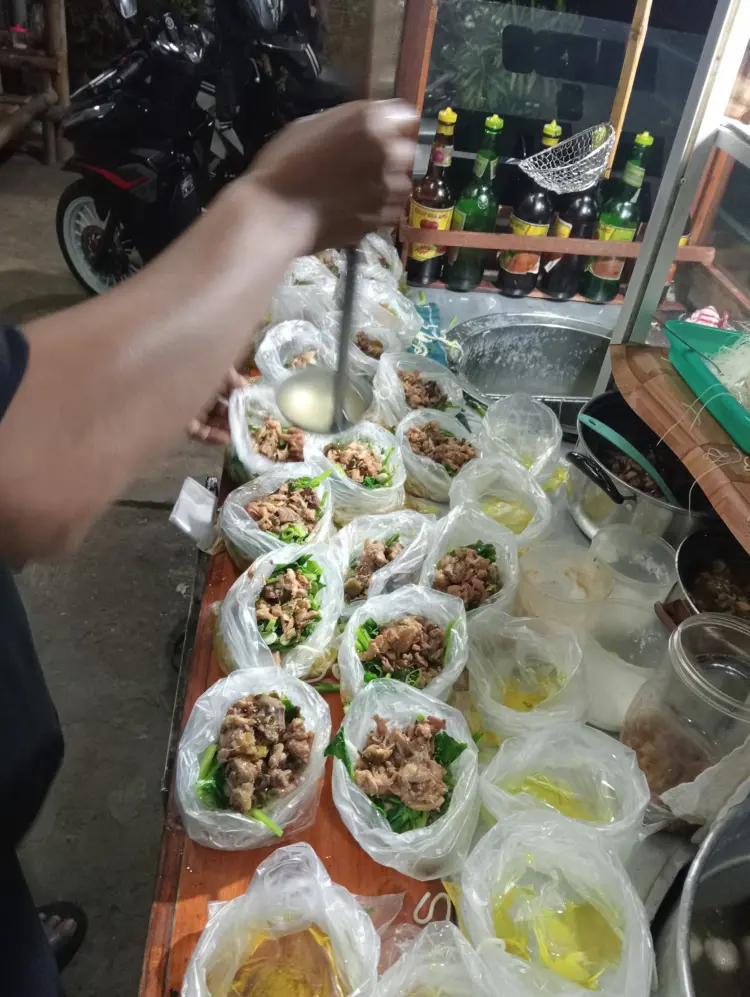 Bakso & Mie Ayam RAOS 3