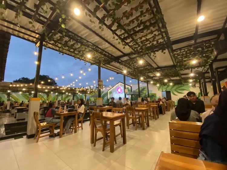 Gacoan Urip Sumoharjo Kediri 1