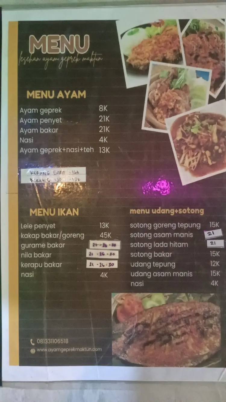 Cafe Lesehan mak tun 9