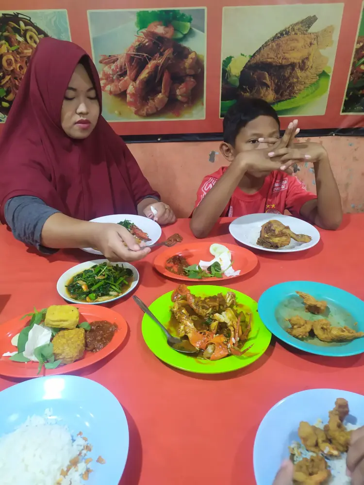 SARI LAUT GELAGAH WANGI 02 8