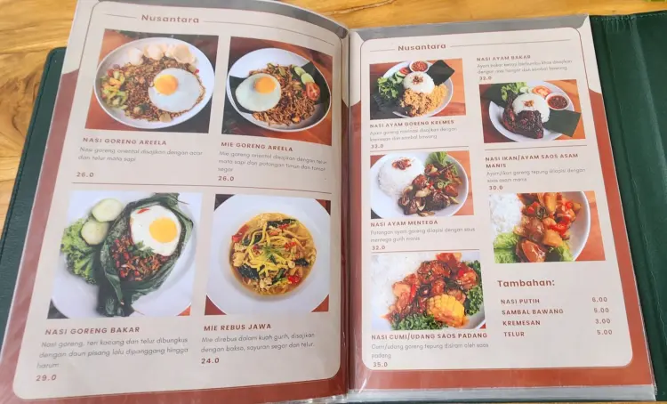 Areela Cafe and Dessert 8