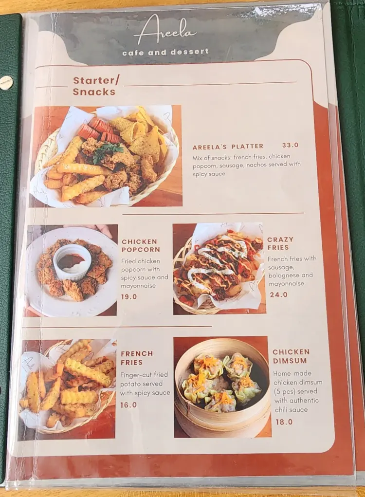 Areela Cafe and Dessert 9