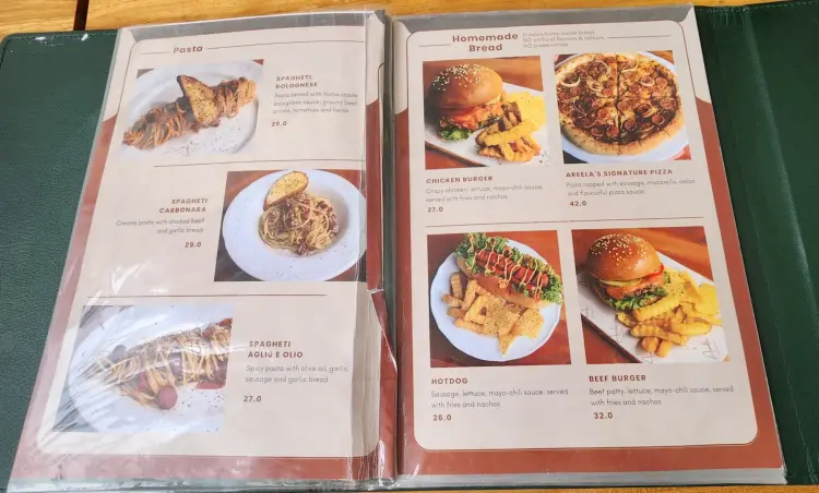 Areela Cafe and Dessert 6