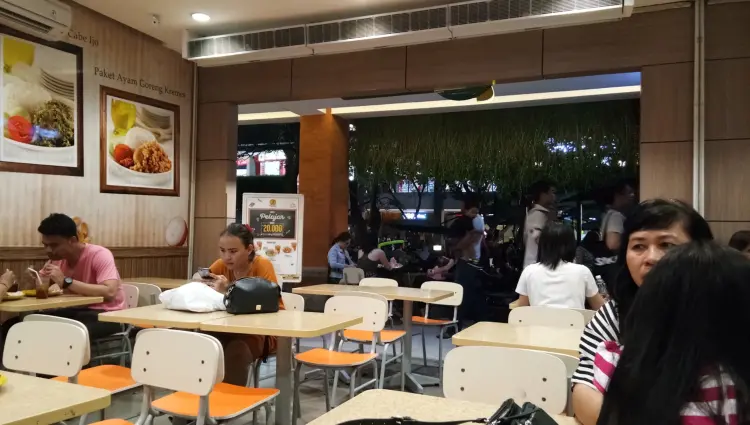 Gerai Es Teler 77 Galeria Bali Mall 5