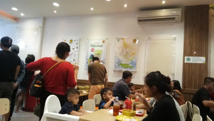 Gerai Es Teler 77 Galeria Bali Mall 10