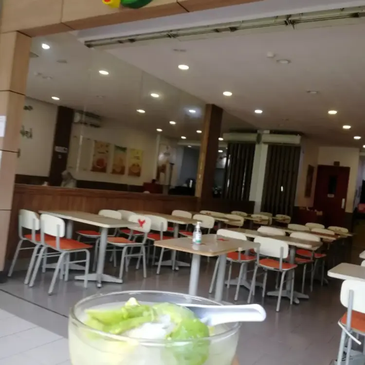 Gerai Es Teler 77 Galeria Bali Mall 8