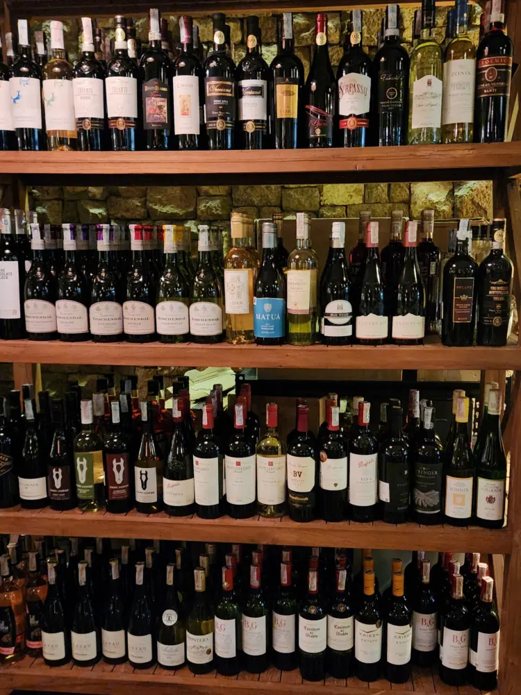 CHORA Mediterranean Restaurant & Bar 10