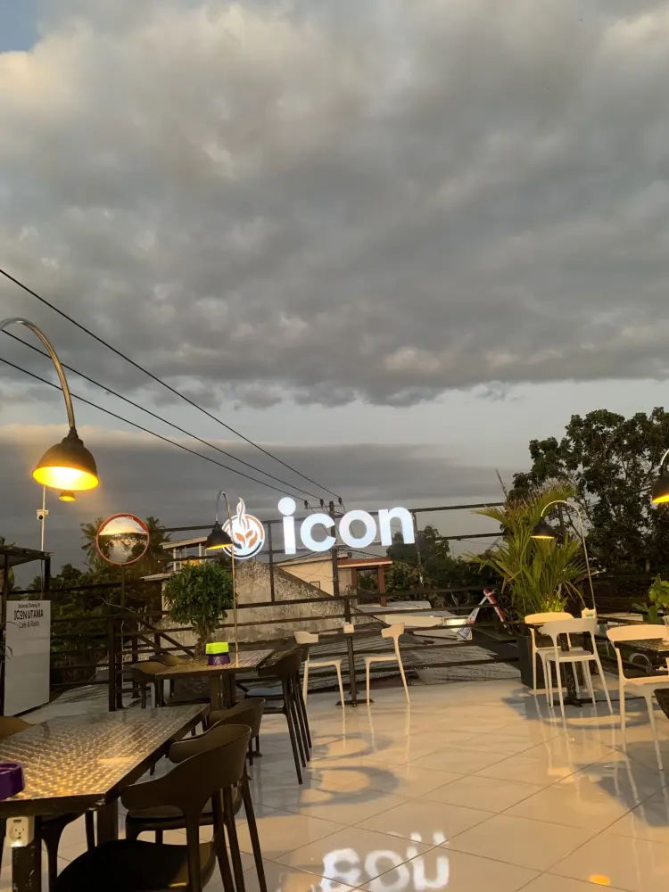 ICON UTAMA CAFE & RESTO (Panglima Xpait) 2