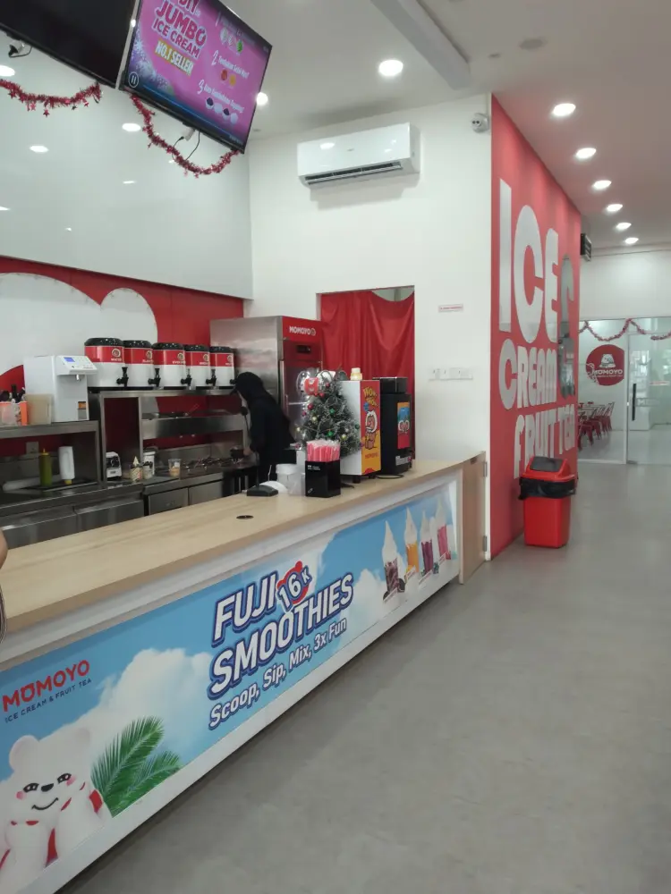 Momoyo Ice Cream & Fruit Tea Medono Pekalongan 5