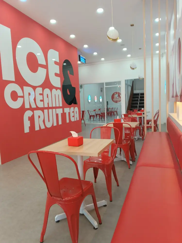 Momoyo Ice Cream & Fruit Tea Medono Pekalongan 9