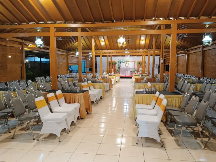 SFA Steak & Resto Jaten 4