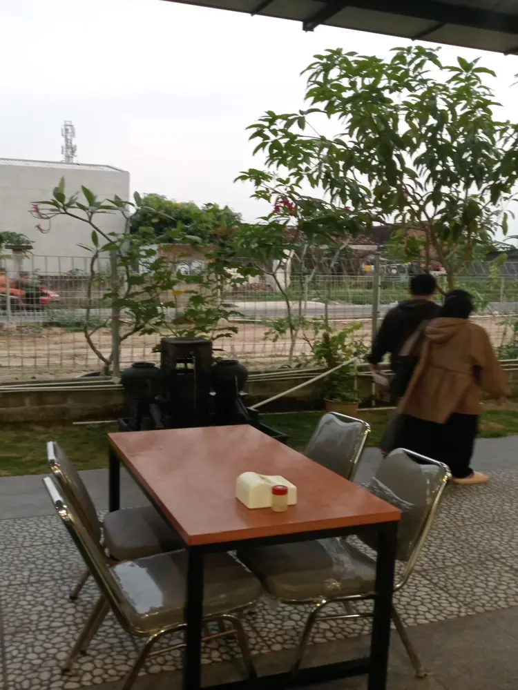 SFA Steak & Resto Jaten 5