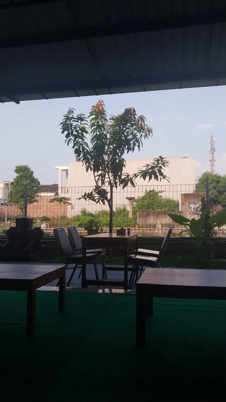 SFA Steak & Resto Jaten 6