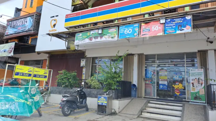 Indomaret Fresh A. Yani KM 33.9 1