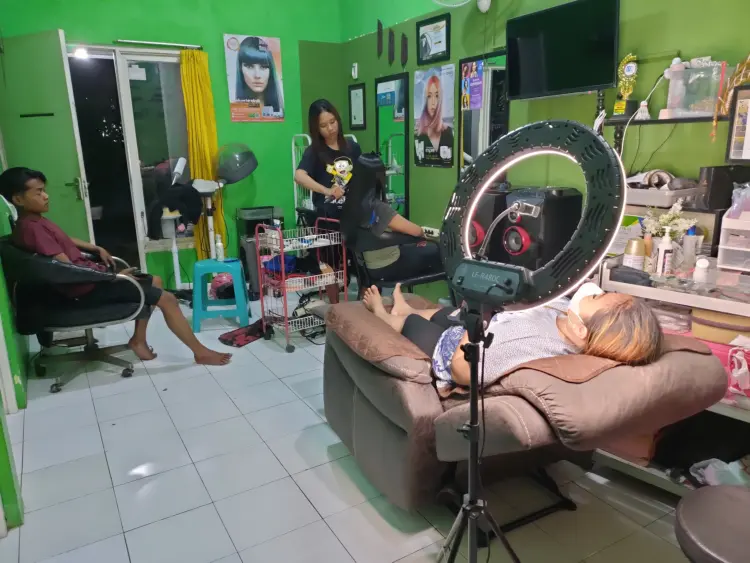 Salon Kenanga 1