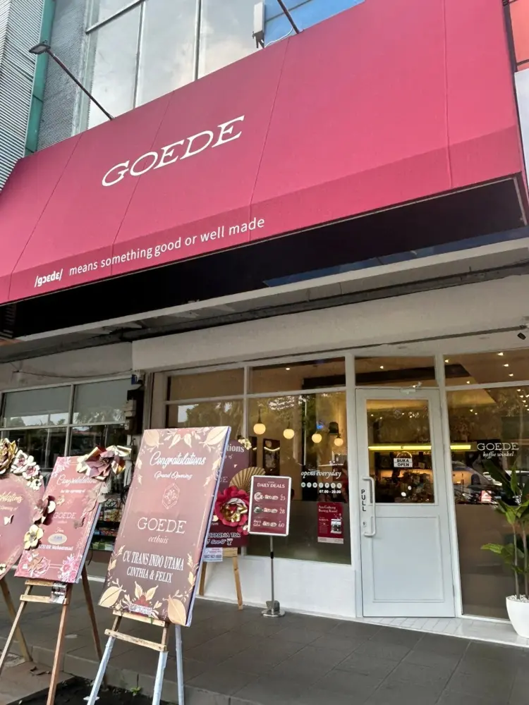 Goede Coffee & Eatery Pakuwon City Mall 1