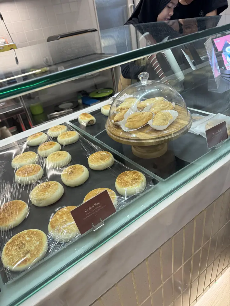 Goede Coffee & Eatery Pakuwon City Mall 8