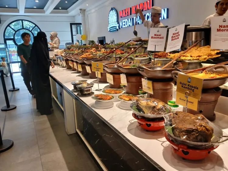 Nasi Kapau Kedai Pak Ciman Bandung 3