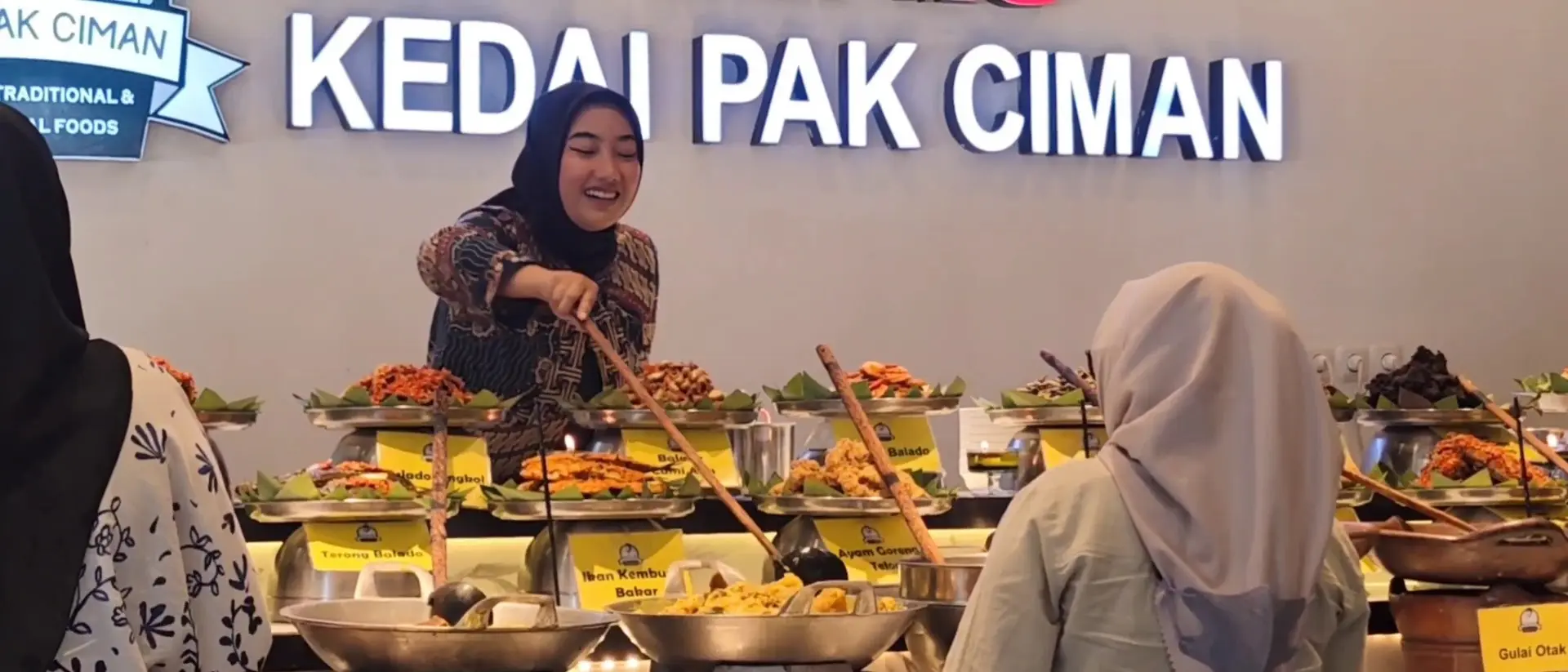 人均100+的Nasi Kapau,凭什么在万隆火成这样? 2