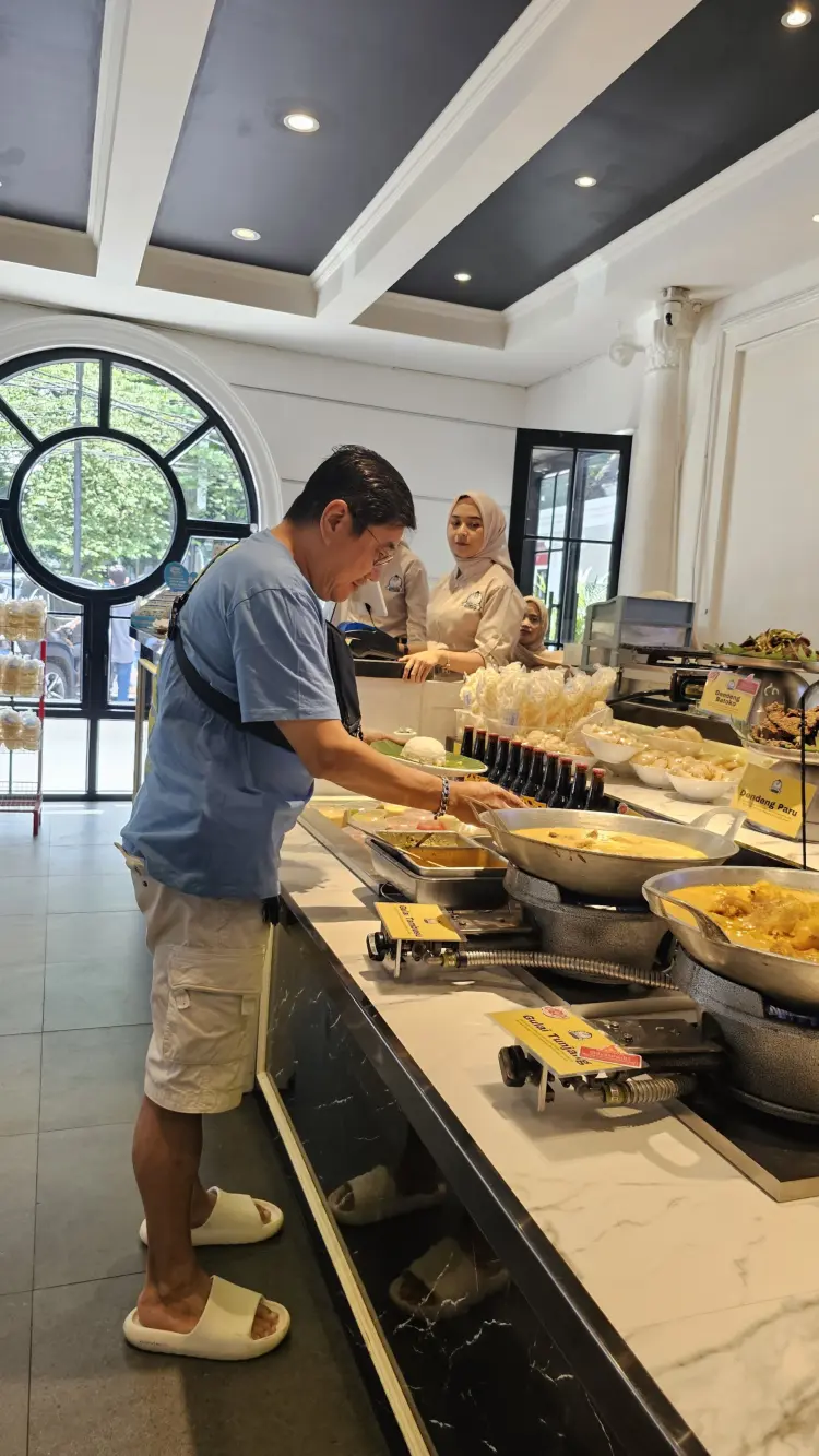 Nasi Kapau Kedai Pak Ciman Bandung 9