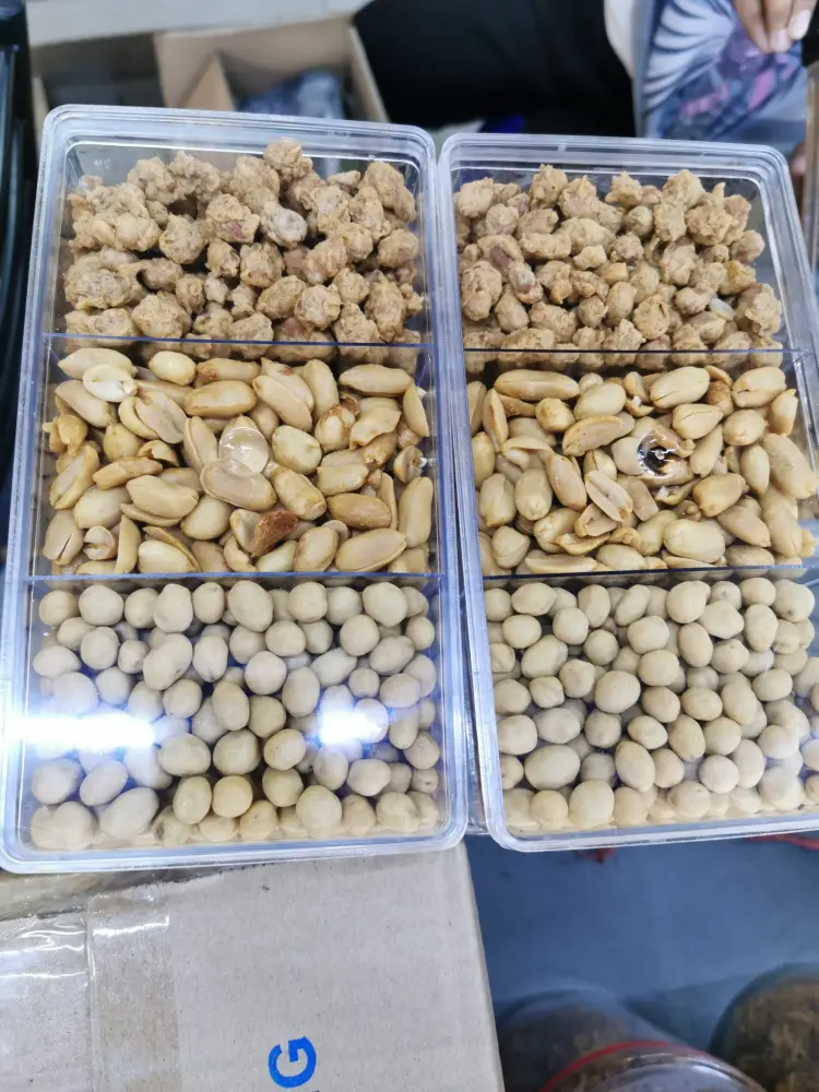 LINDAYES Cake & Bakery 7