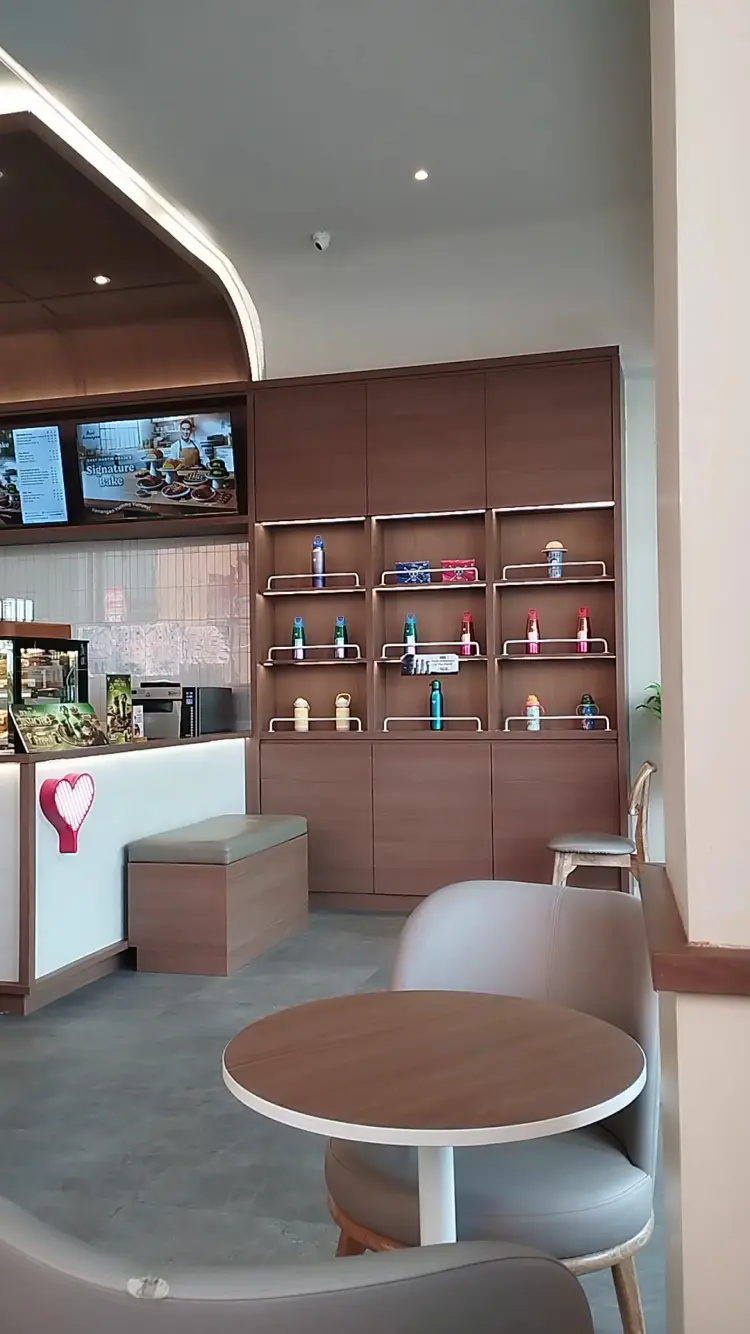 Kopi Kenangan - Multatuli Medan 3